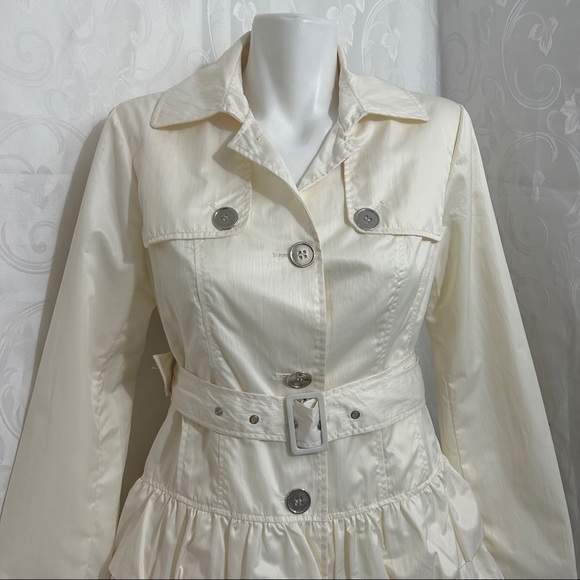 Nine West Pearl White Buttoned Belted Coat - Picture 3 of 16